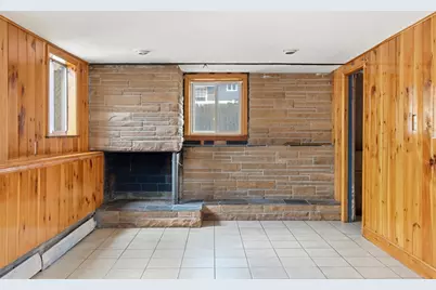 105 Oakwood Ave, Revere, MA 02151 - Photo 18
