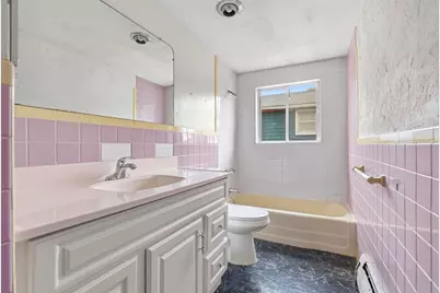 105 Oakwood Ave, Revere, MA 02151 - Photo 12