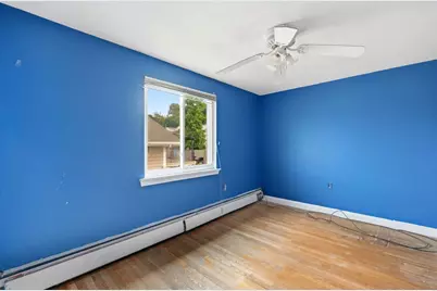 105 Oakwood Ave, Revere, MA 02151 - Photo 4