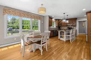 6 Warburton Ln, Westborough, MA 01581 - Photo 10