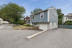 1 Middle St, Woburn, MA 01801 - Photo 2