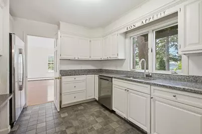 31 Ober St, Beverly, MA 01915 - Photo 6