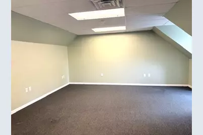 323 N Main St, Middleton, MA 01949 - Photo 22