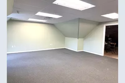 323 N Main St, Middleton, MA 01949 - Photo 12