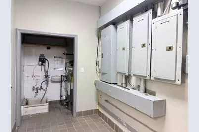 323 N Main St, Middleton, MA 01949 - Photo 26