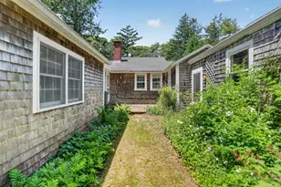 132 S Rd, Chilmark, MA 02535 - Photo 4