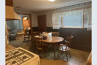 33 Nichols St, Everett, MA 02149 - Photo 6