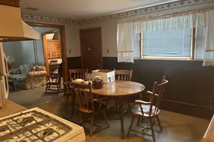 33 Nichols St, Everett, MA 02149 - Photo 6