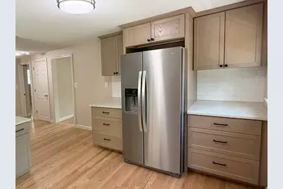 675 Burt St, Taunton, MA 02780 - Photo 8