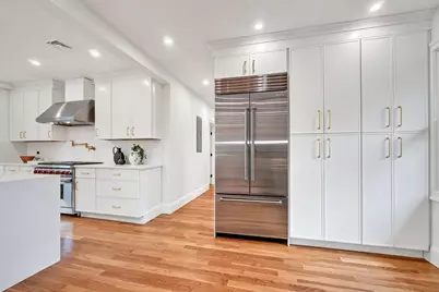 123-125 Mount Vernon Street #2, Newton, MA 02465 - Photo 6