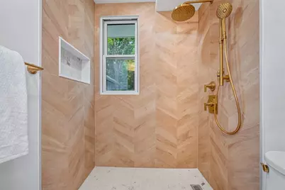 123-125 Mount Vernon Street #2, Newton, MA 02465 - Photo 22