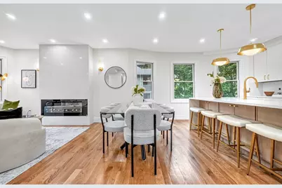 123-125 Mount Vernon Street #2, Newton, MA 02465 - Photo 4