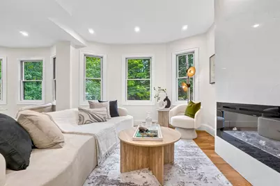 123-125 Mount Vernon Street #2, Newton, MA 02465 - Photo 8