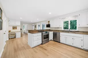 18 Acorn Path, Groton, MA 01450 - Photo 4