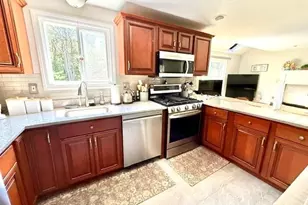 241 Glen Charlie Rd, Wareham, MA 02538 - Photo 4