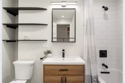 1011 Beacon St #4, Brookline, MA 02446 - Photo 4
