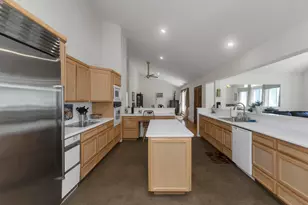 447 Loring Rd, Barre, MA 01005 - Photo 8