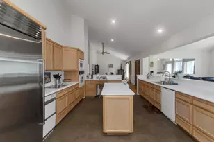 447 Loring Rd, Barre, MA 01005 - Photo 8