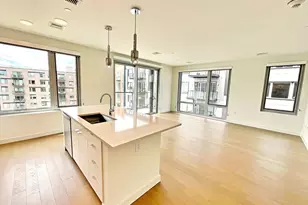 45 Lewis St, Boston, MA 02128 - Photo 4