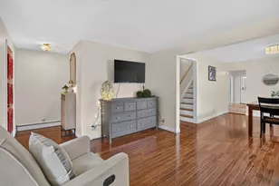 23 Hazel St, Methuen, MA 01844 - Photo 8