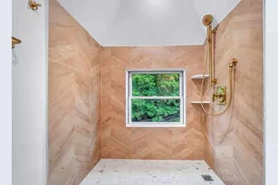 123-125 Mount Vernon Street #1, Newton, MA 02465 - Photo 32