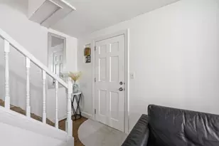 63 Fordham St, Springfield, MA 01104 - Photo 8