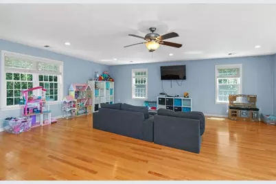 623 Nahatan St, Norwood, MA 02062 - Photo 28