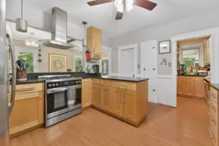 55 McCormack Ave, Medford, MA 02155 - Photo 14