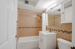 566 Commonwealth, Boston, MA 02215 - Photo 24