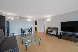 566 Commonwealth, Boston, MA 02215 - Photo 2