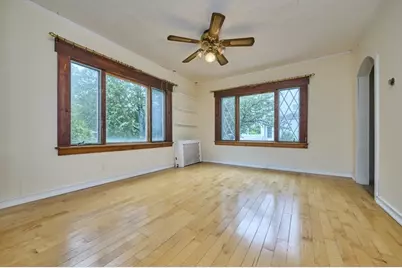 4 Cottage Circle, Somerville, MA 02144 - Photo 2