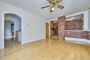 4 Cottage Cir, Somerville, MA 02144 - Photo 4