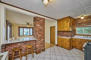4 Cottage Cir, Somerville, MA 02144 - Photo 4