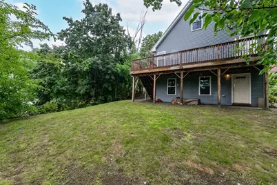22 Plymouth St, Fitchburg, MA 01420 - Photo 6