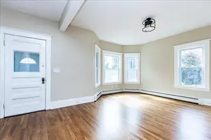 10 Wilfred St, Methuen, MA 01844 - Photo 8