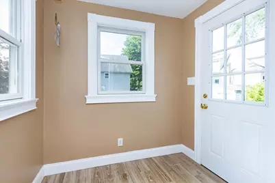 10 Wilfred St, Methuen, MA 01844 - Photo 34