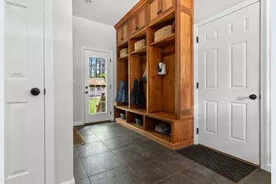 56 Jewett St, Georgetown, MA 01833 - Photo 4