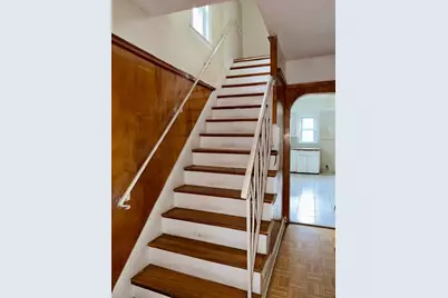 27 Clarendon St, Quincy, MA 02169 - Photo 2