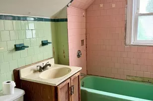 27 Clarendon St, Quincy, MA 02169 - Photo 6