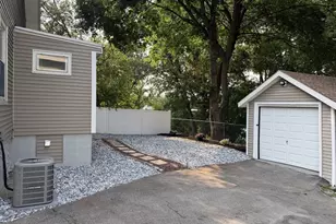 47 Ideal Rd, Worcester, MA 01604 - Photo 30
