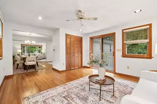 32 Westwood St, Burlington, MA 01803 - Photo 14