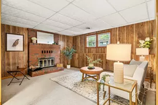 32 Westwood St, Burlington, MA 01803 - Photo 28