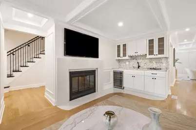 19 Oakland Ave #19, Needham, MA 02492 - Photo 4