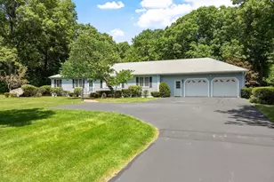 65 Blithewood Ave, Worcester, MA 01604 - Photo 2