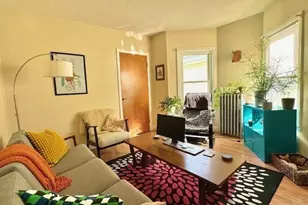 28 Quincy St, Somerville, MA 02143 - Photo 4