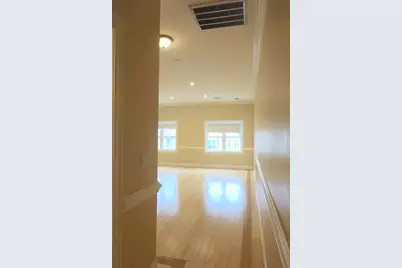 473 Revere Beach Pkwy. #1, Revere, MA 02151 - Photo 8