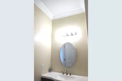 473 Revere Beach Pkwy. #1, Revere, MA 02151 - Photo 12