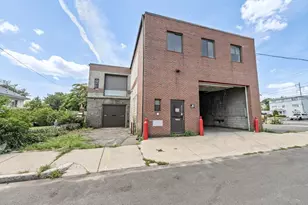 11 Marlboro St, Malden, MA 02148 - Photo 1