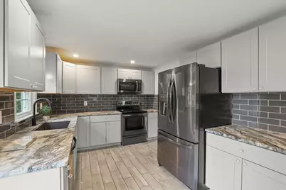 49 Charles St, North Attleboro, MA 02760 - Photo 4