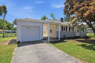 535 Prospect St, Chicopee, MA 01020 - Photo 2